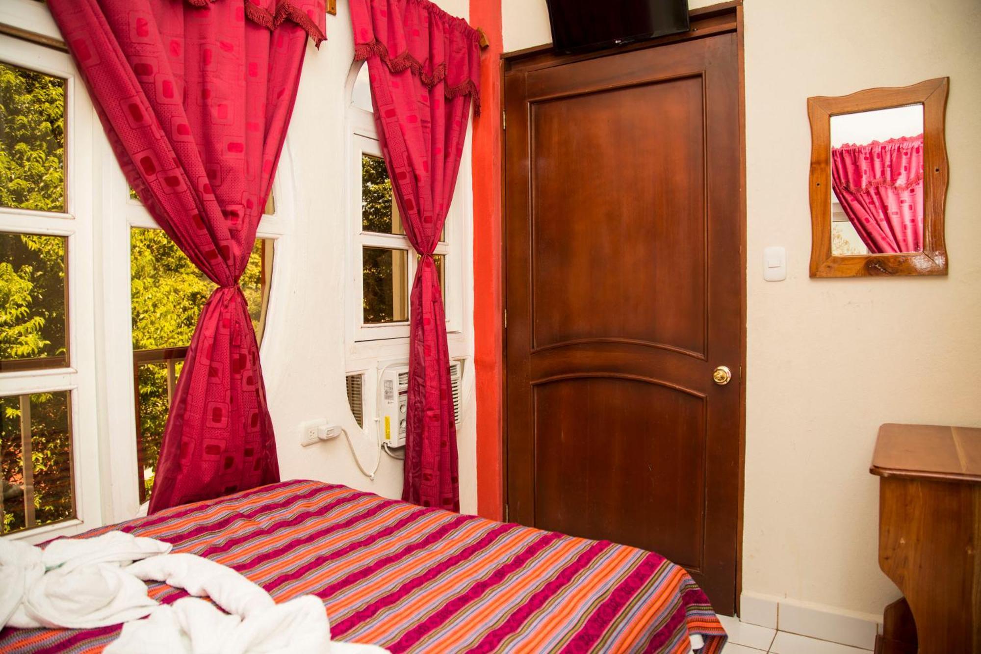 Hotel Aruma El Remate Eksteriør bilde